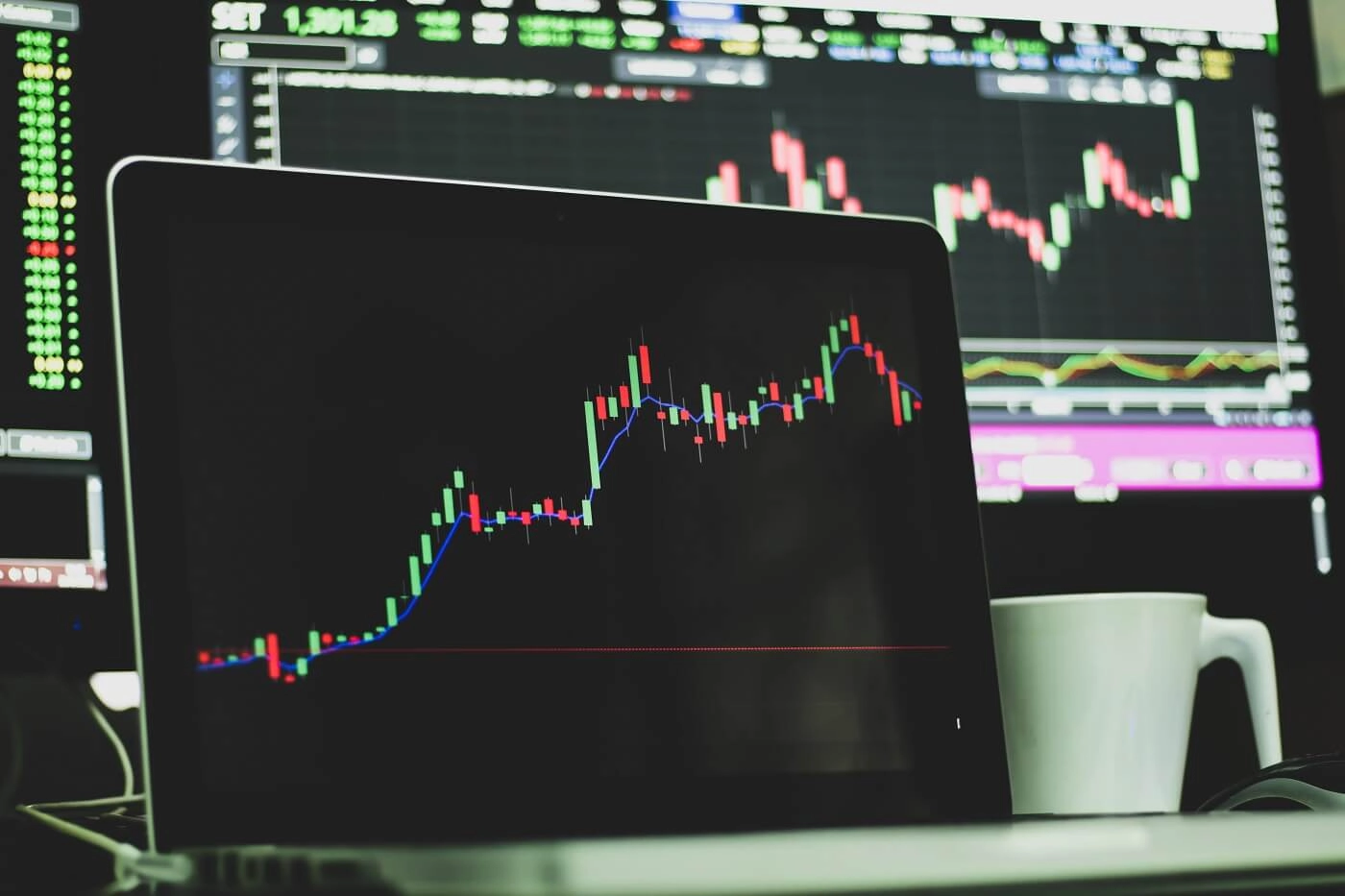 Meme coins swing wildly as Zerebro, Fartcoin, and Lofi diverge