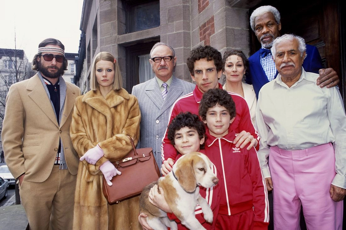THE ROYAL TENENBAUMS, Luke Wilson, Gwyneth Paltrow, Gene Hackman, Ben Stiller, Anjelica Huston, Dann
