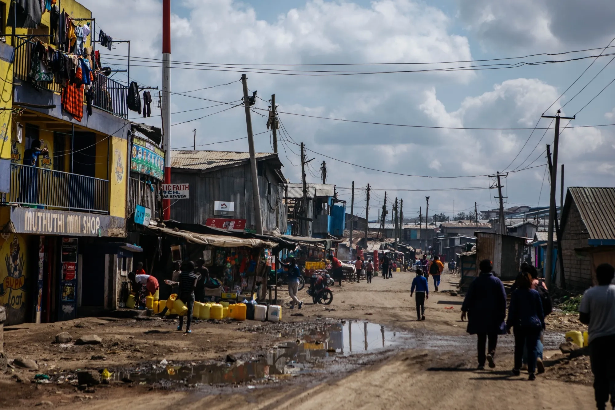 How Trash-Eating Flies Can Tame Dangerous Floods in Kenyas Capital