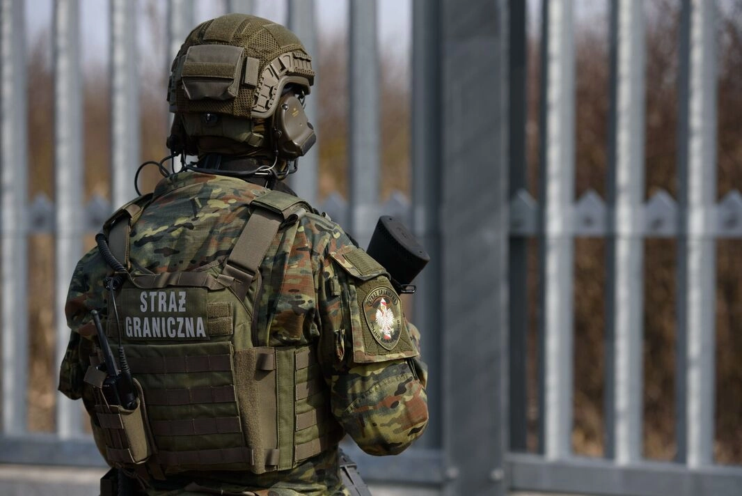Polish Prime Minister Donald Tusk Visits Troops at the Polish-Belarusian Border.