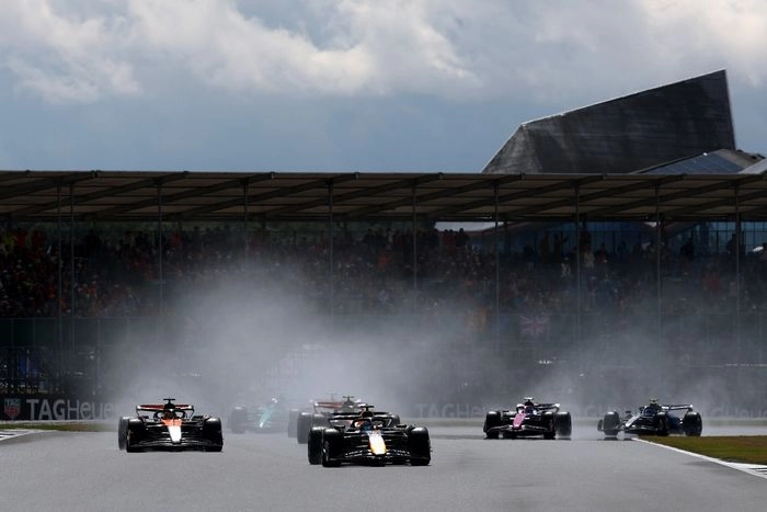Oscar Piastri, McLaren, Max Verstappen, Red Bull Racing