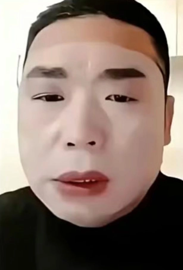 Cross-dresser Jiao 