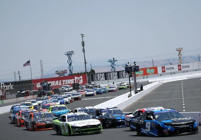 Shane Van Gisbergen, Chevrolet, Connor Zilisch, JR Motorsports Chevrolet