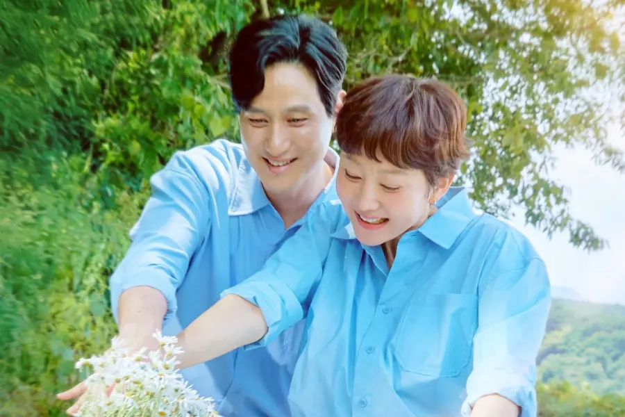 Yum Jung Ah And Park Hae Joon Reignite Feelings Of First Love In New Poster For 'Love, Take Two'