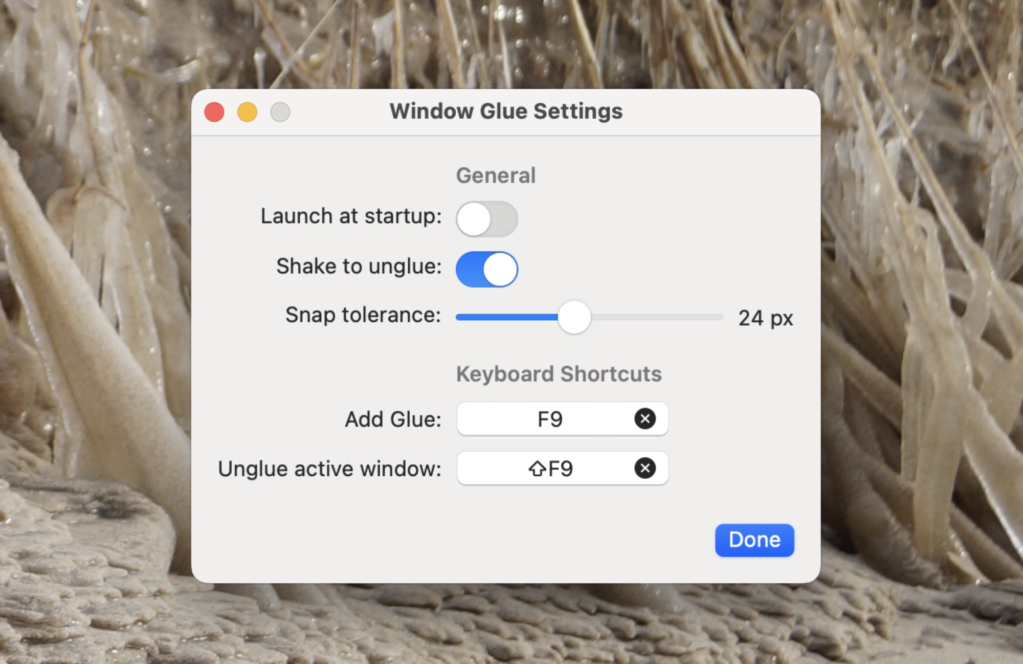 The settings for Glue with options for launching at startup, shaking to unglued, shake to unglued, snap tolerance, and keyboard shortcuts.