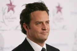 BEVERLY HILLS, CA - OCTOBER 14: Actor Matthew Perry arrives at the 9th Annual Dinner Benefiting the Lili Claire Foundation at the Beverly Hilton Hotel on October 14, 2006 in Beverly Hills, California. (Photo by Michael Buckner/Getty Images)