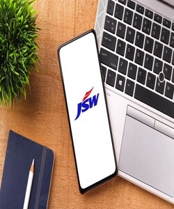jsw steel share price, top stocks