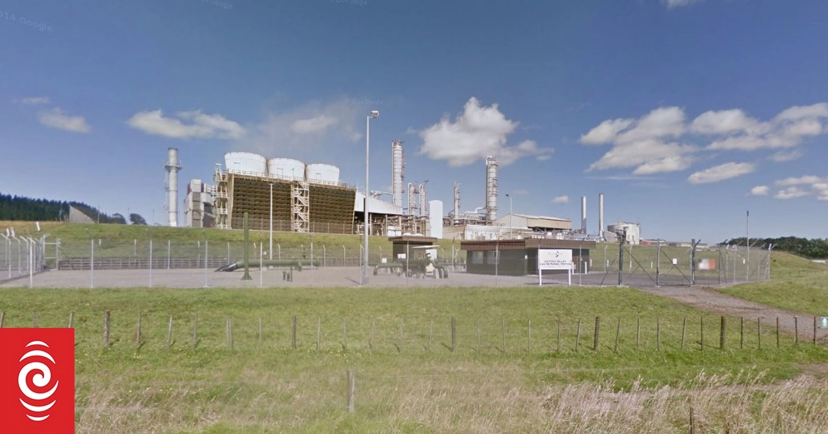 Methanex temporarily shutting  New Zealand methanol plants