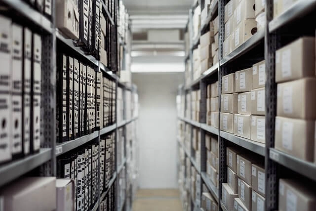 Moonbeam and Eigenlayer launches decentralized storage for AI and Web3 apps