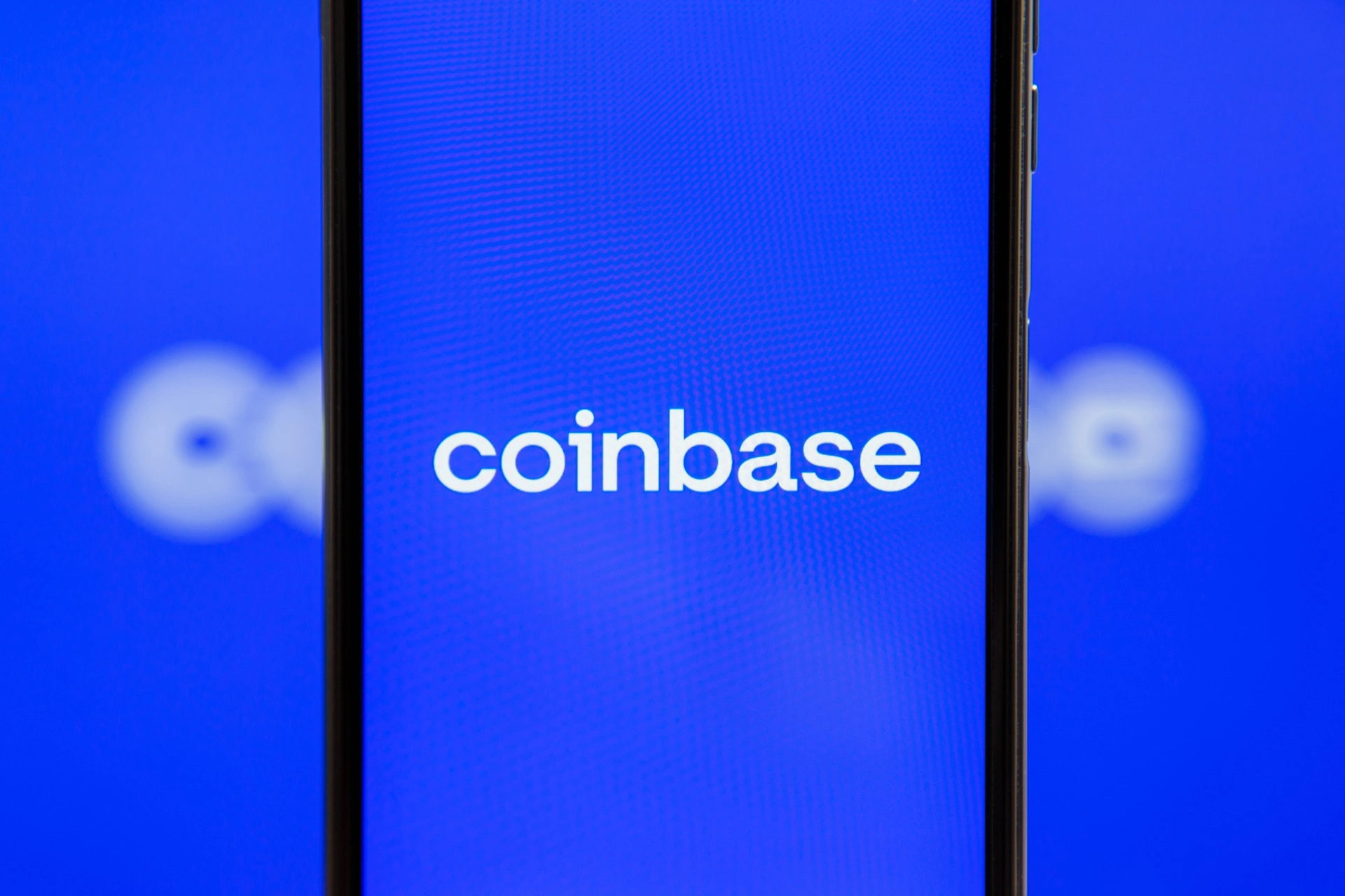 Binance and Kraken Thwart Social-Engineering Attacks Mirroring Coinbase Breach