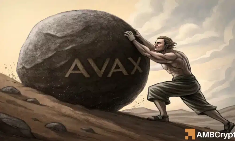 AVAX Price Analysis: Whales Boosting AVAX Market as Retail Investors Exit