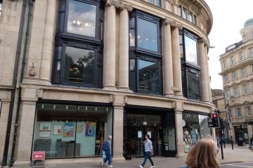 Waterstones Oxford Relocating to Queen Street: End of an Era for Historic Location