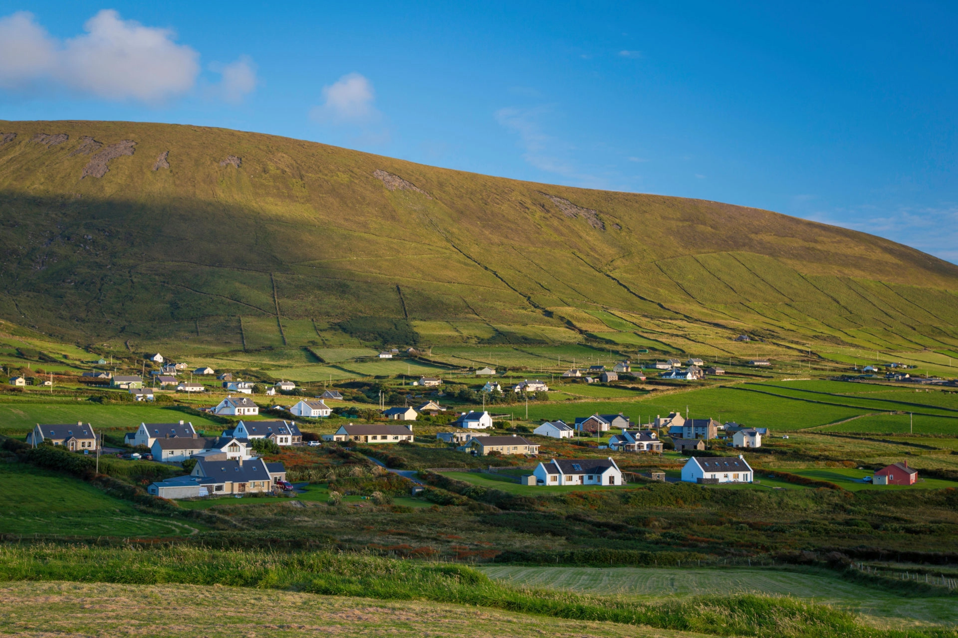 Ireland's Labour Party Warns of Anti-Tourism Protests Over AirBnb Short-Term Lets