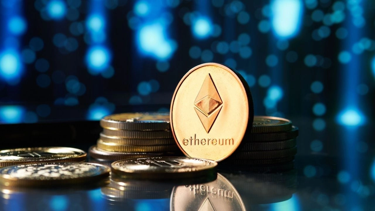 Grayscale Pushes SEC to Approve Ethereum ETF Staking for Investor Gains