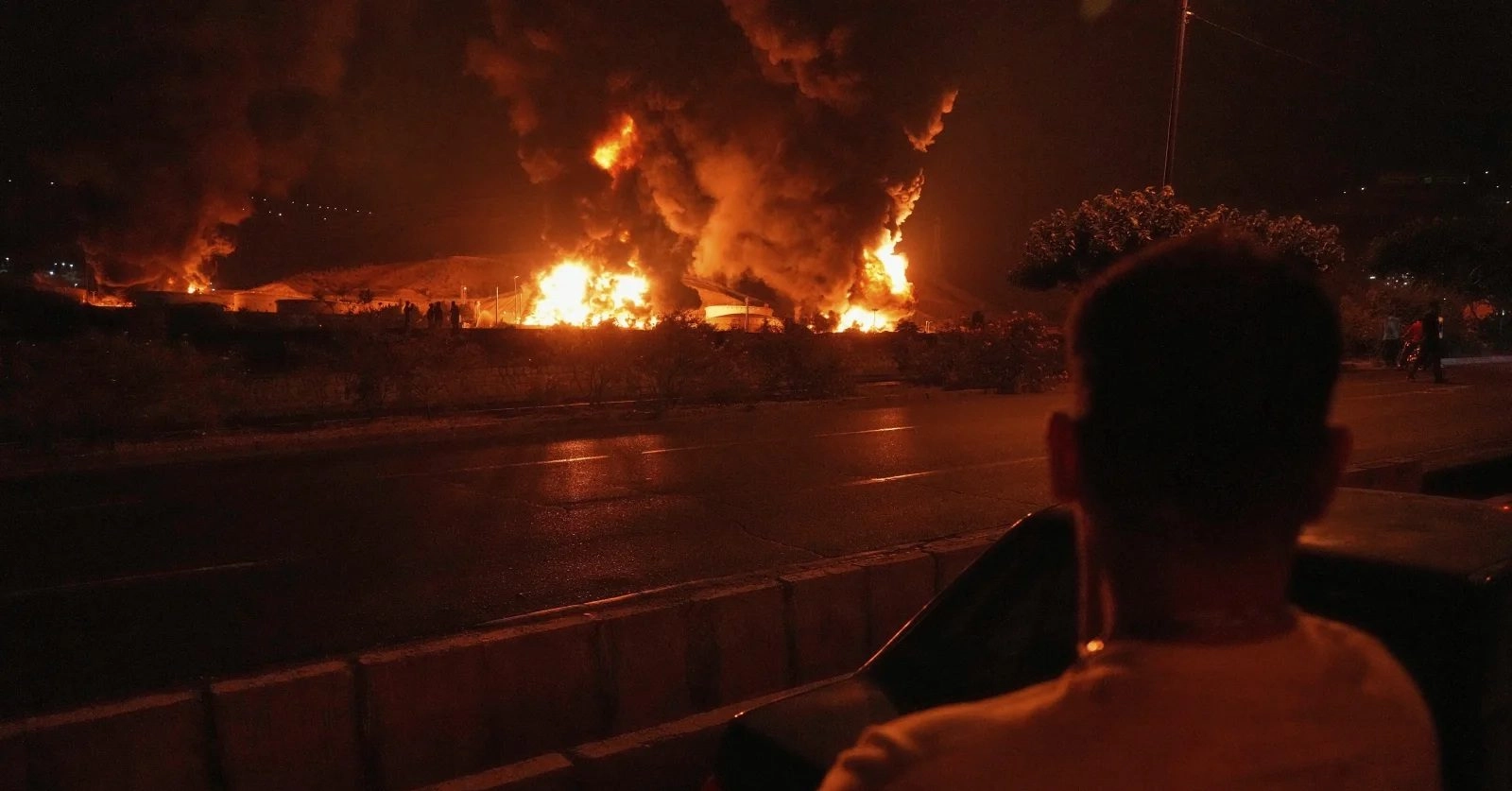 Iran and Israel Exchange Missile Fire: Escalating Conflict Threatens Regional Stability