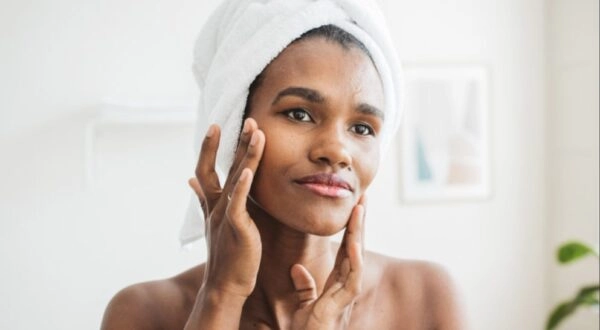 Unlock Youthful Glow: Ice Cube Facial Skincare Ritual Explained
