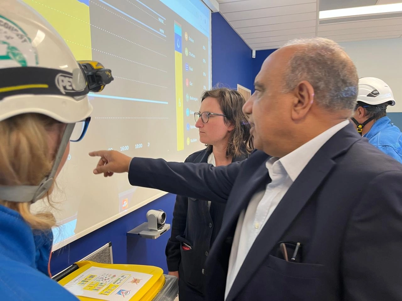 Egypt's Minister Explores Europe's Largest Hydropower Station for Renewable Energy Insights