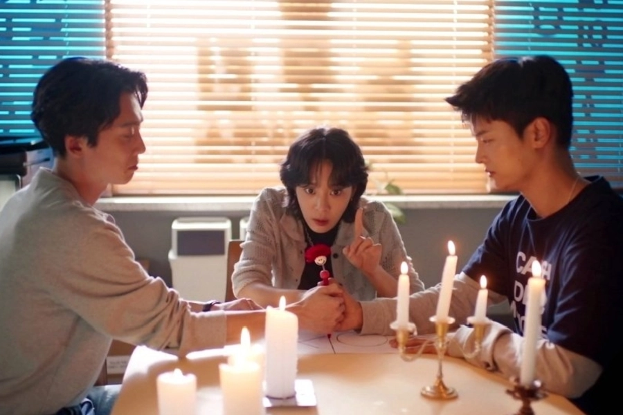 New Stills Tease Exciting Twist in Oh My Ghost Clients Episode!