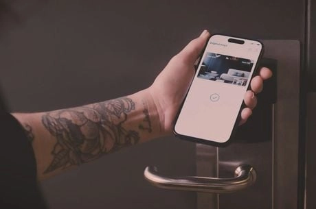 Revolutionizing Hospitality: 10 Mews Features Transforming Hotel Operations