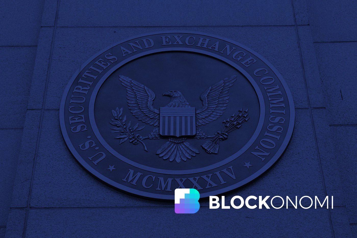 SEC Delays Fidelity's In-Kind Redemptions for Bitcoin and Ethereum ETFs