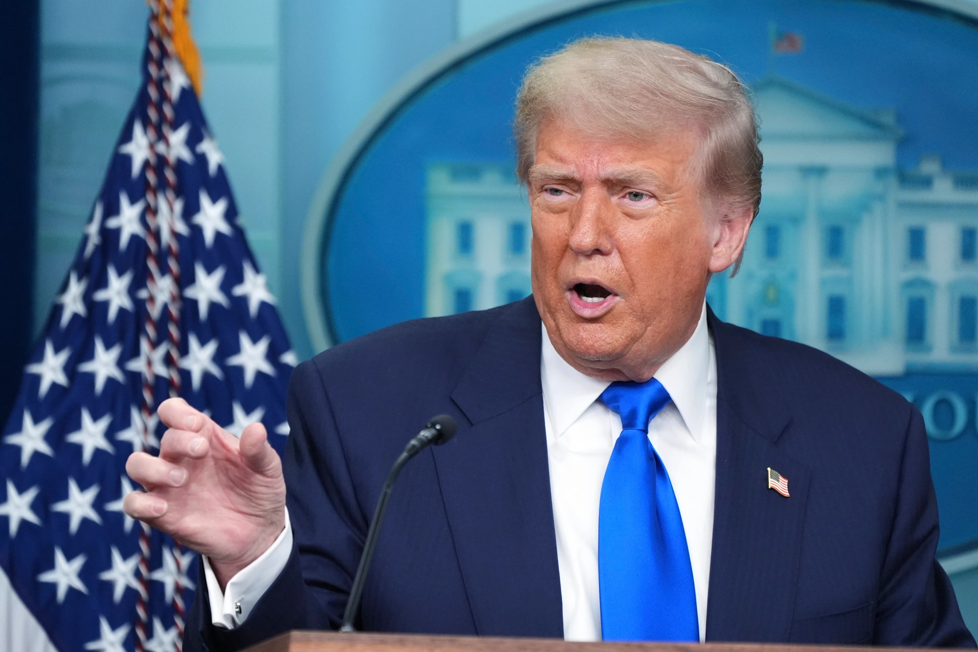 Trump Halts Trade Talks with Canada Over Technology Tax