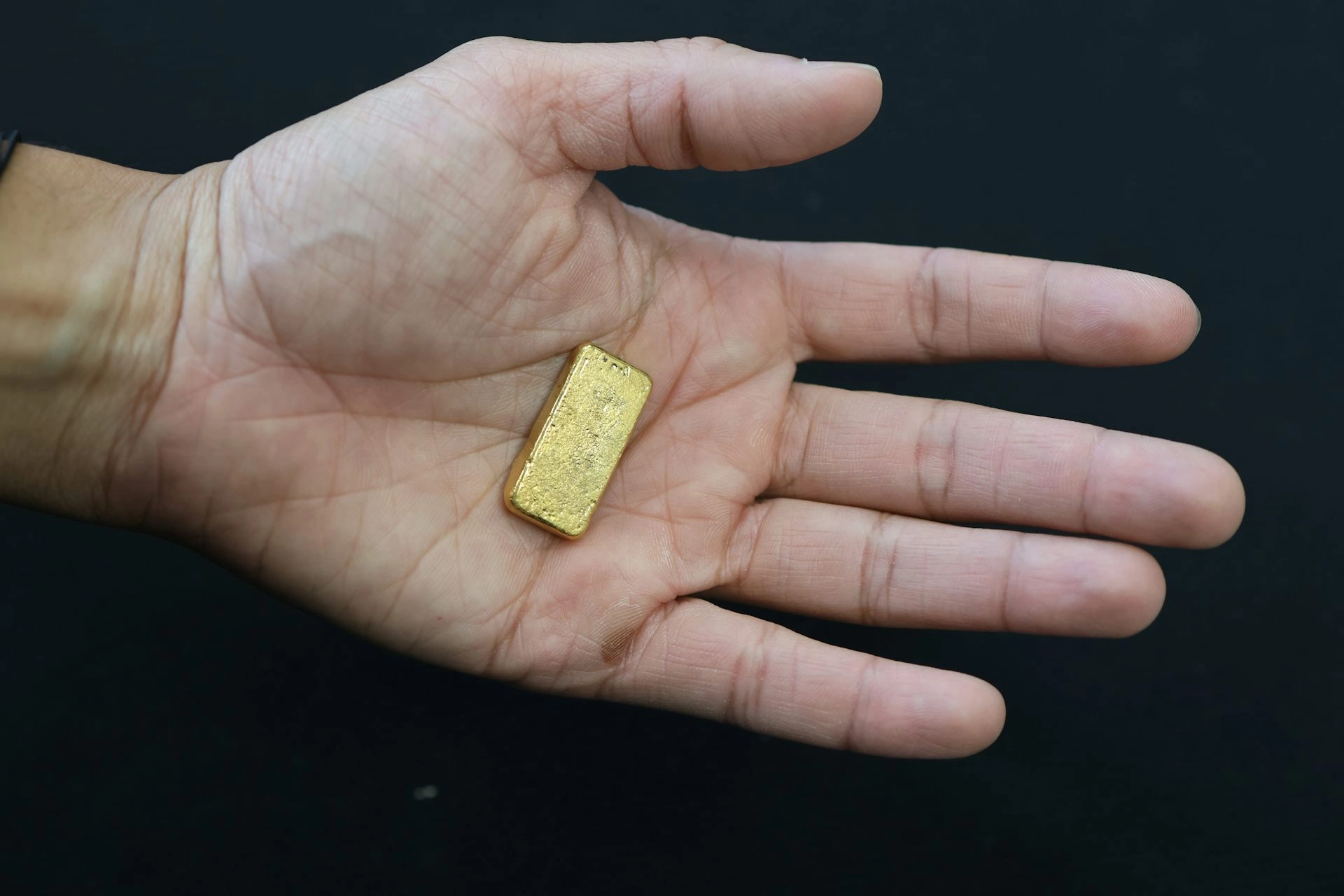 Sustainable Gold Extraction Technique from E-Waste: A Game-Changer for Environment