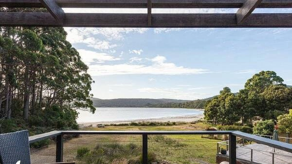 Island Homes for Sale in Australia: Affordable & Luxurious Options Await
