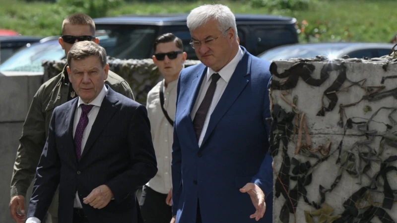 German Foreign Minister Accuses Russia of Subjugating Ukraine