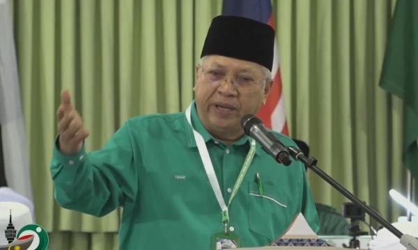 PAS Leader Emphasizes National Defense Unity Amid Controversy