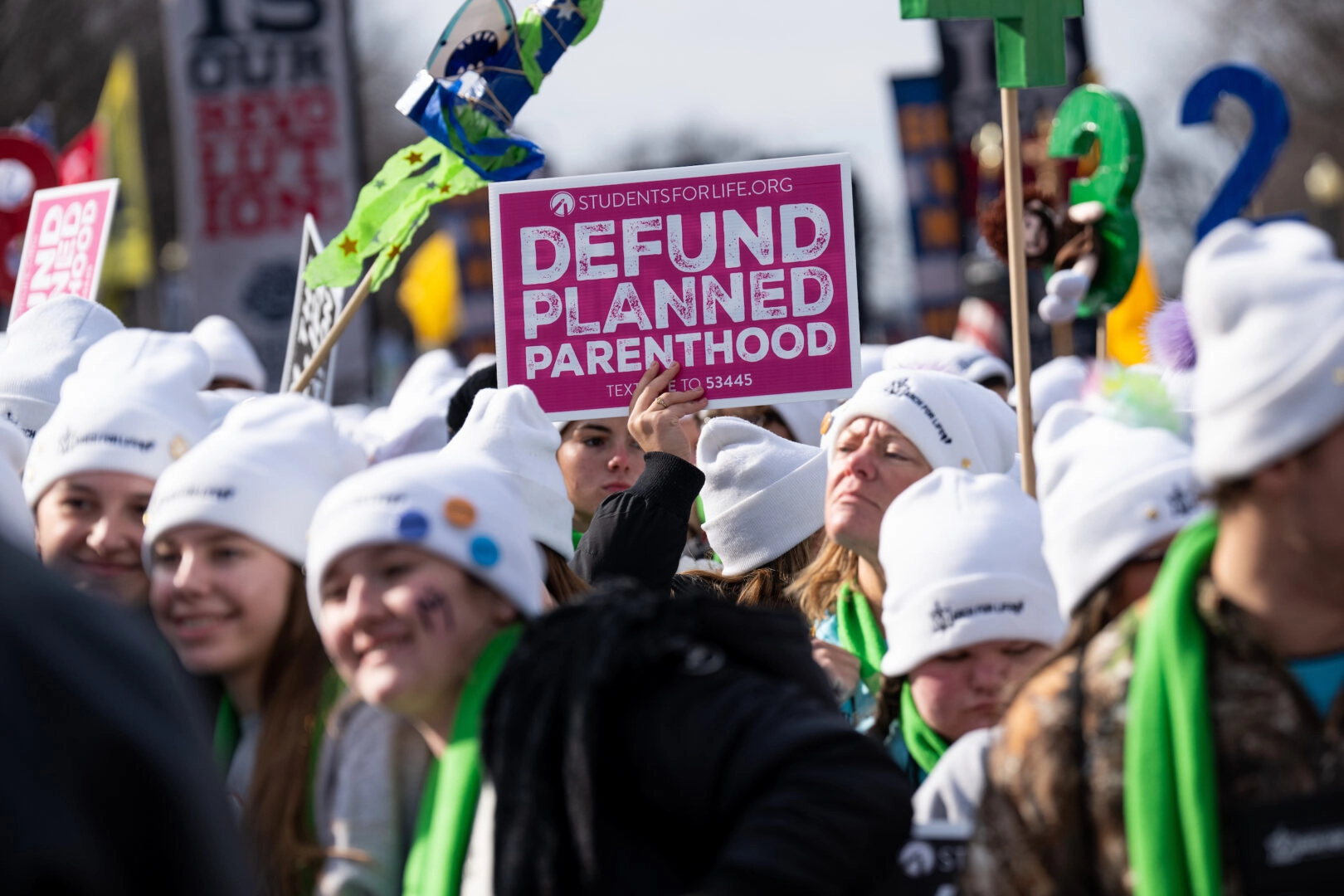 Senate Parliamentarian Allows Planned Parenthood Funding Block in Reconciliation Bill
