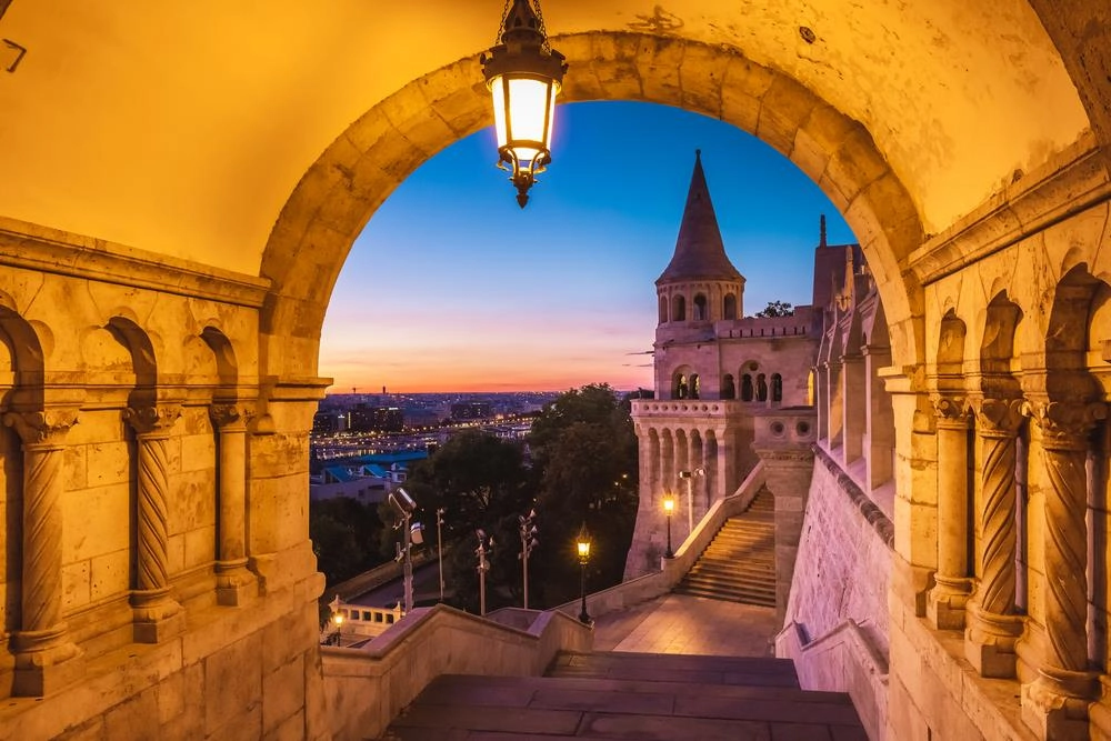 Hungary Launches AI-Powered Fraud Detection in Banking & Tightens Dual Citizenship Rules