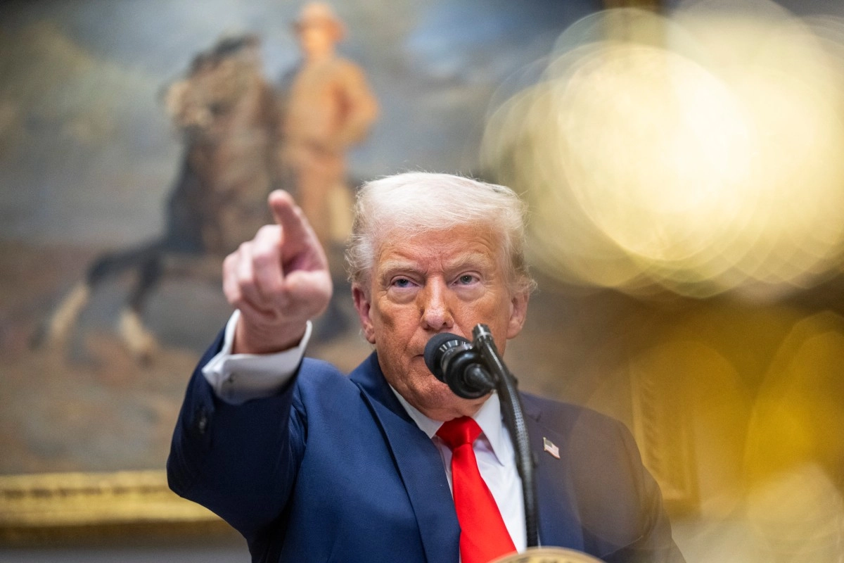 US Senator Urges Bribery Probe into Paramount's $16M Settlement with Trump