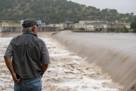 Deadly Flash Flood in Texas: 24 Confirmed Dead, 20 Girls Missing at Summer Camp