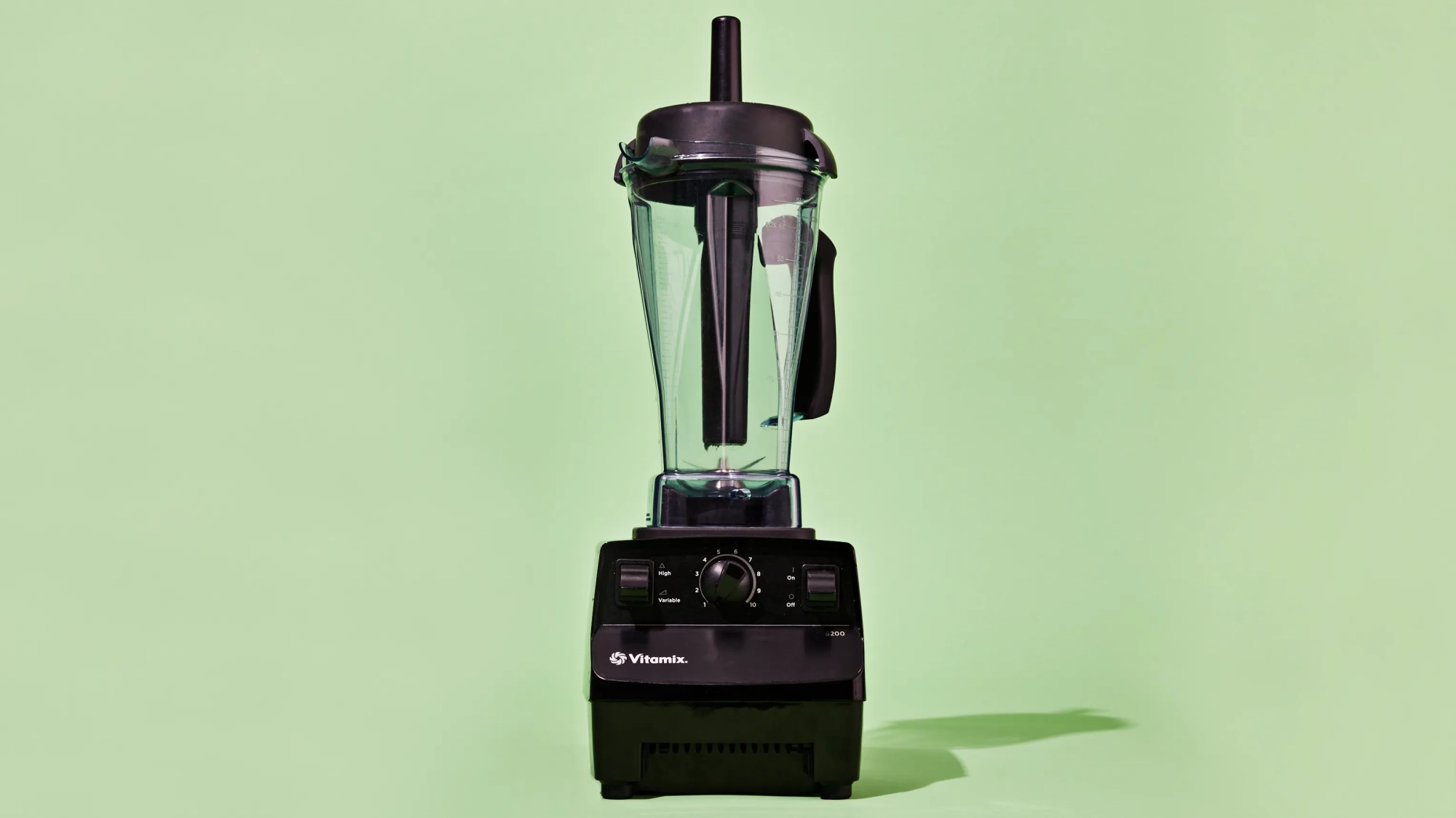 Oster Original 3-Speed Chrome Blender Review: Retro Style, Affordable Power