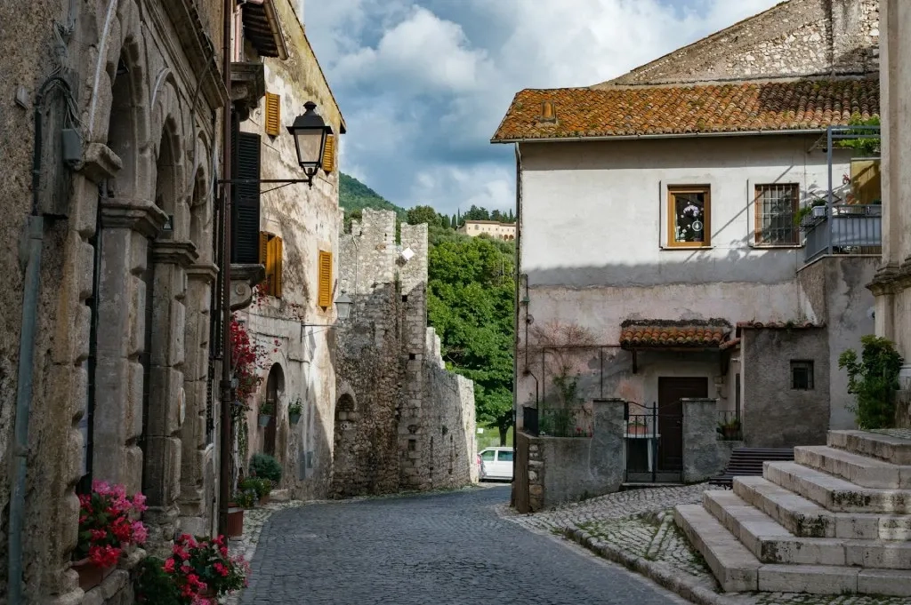 Discover the Latest One-Euro Home Offers in Italy