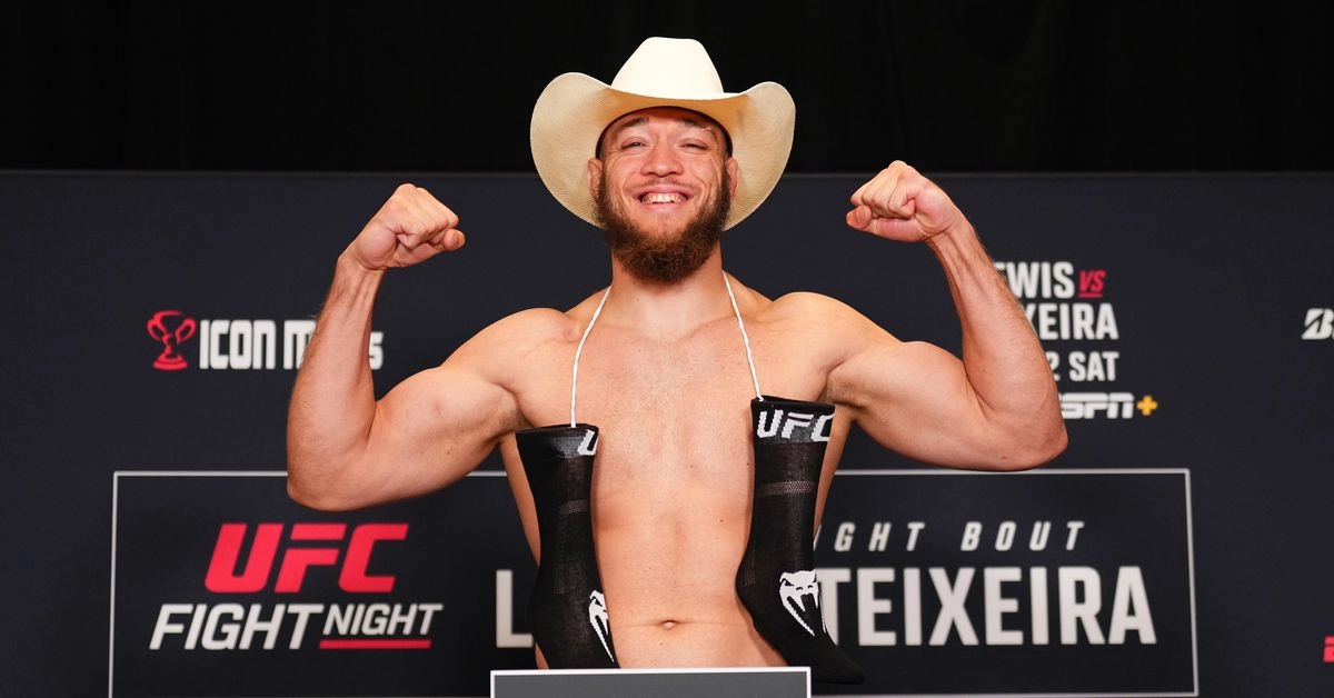 Valter Walker Makes History with Consecutive Heel Hook Finishes in UFC - Find Out His Secret Weapon!