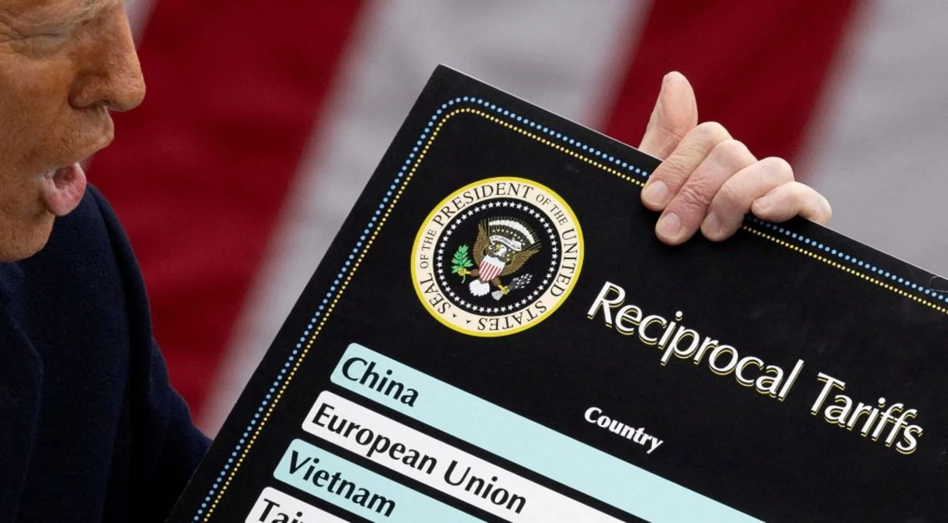 US President Threatens Mexico and EU with 30% Tariffs in August: What's at Stake?
