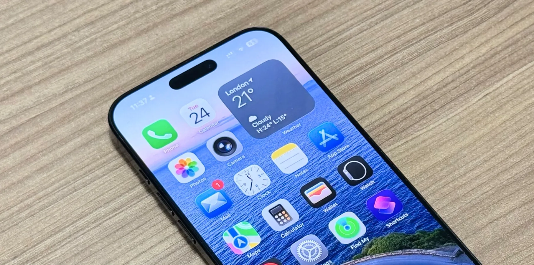 iPhone 17 Display Upgrades: Scratch-Resistant & Anti-Reflective Glass Confirmed!
