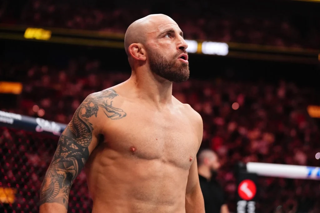 Alexander Volkanovski Reveals Surprising Favorite UFC Fight