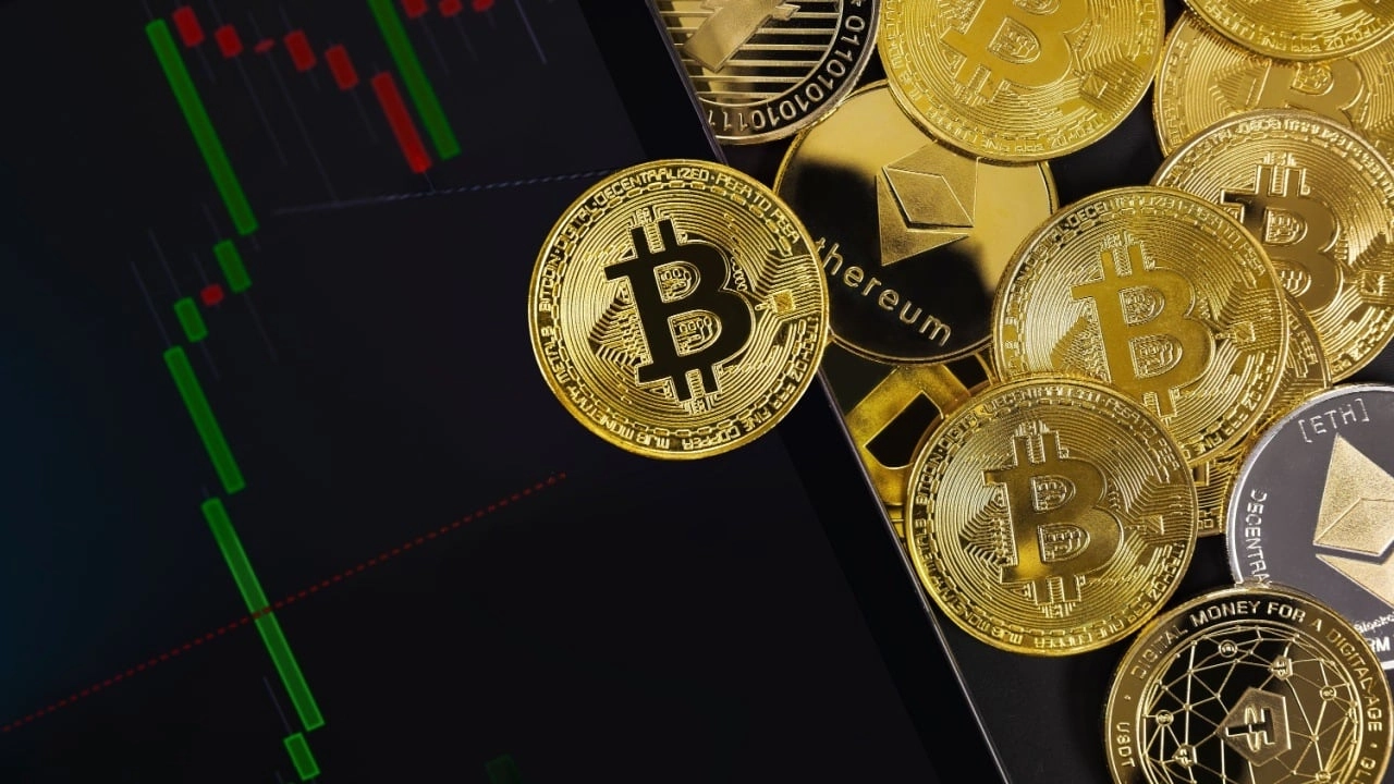 Ether ETFs Cross $20 Billion AUM as Bitcoin ETFs Return to Green With $227 Million Boost