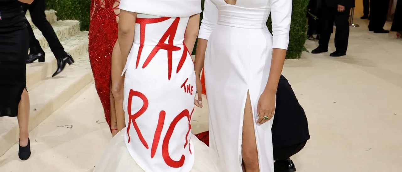 Rep. Alexandria Ocasio-Cortez Faces $2,983.28 Bill for Met Gala Gifts