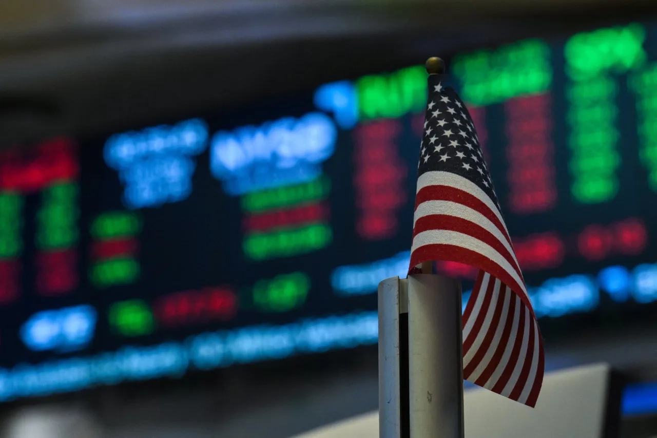 Stock Market Hits Record Highs Amid Rising Speculative Trading - Is a Blowout Top Near?