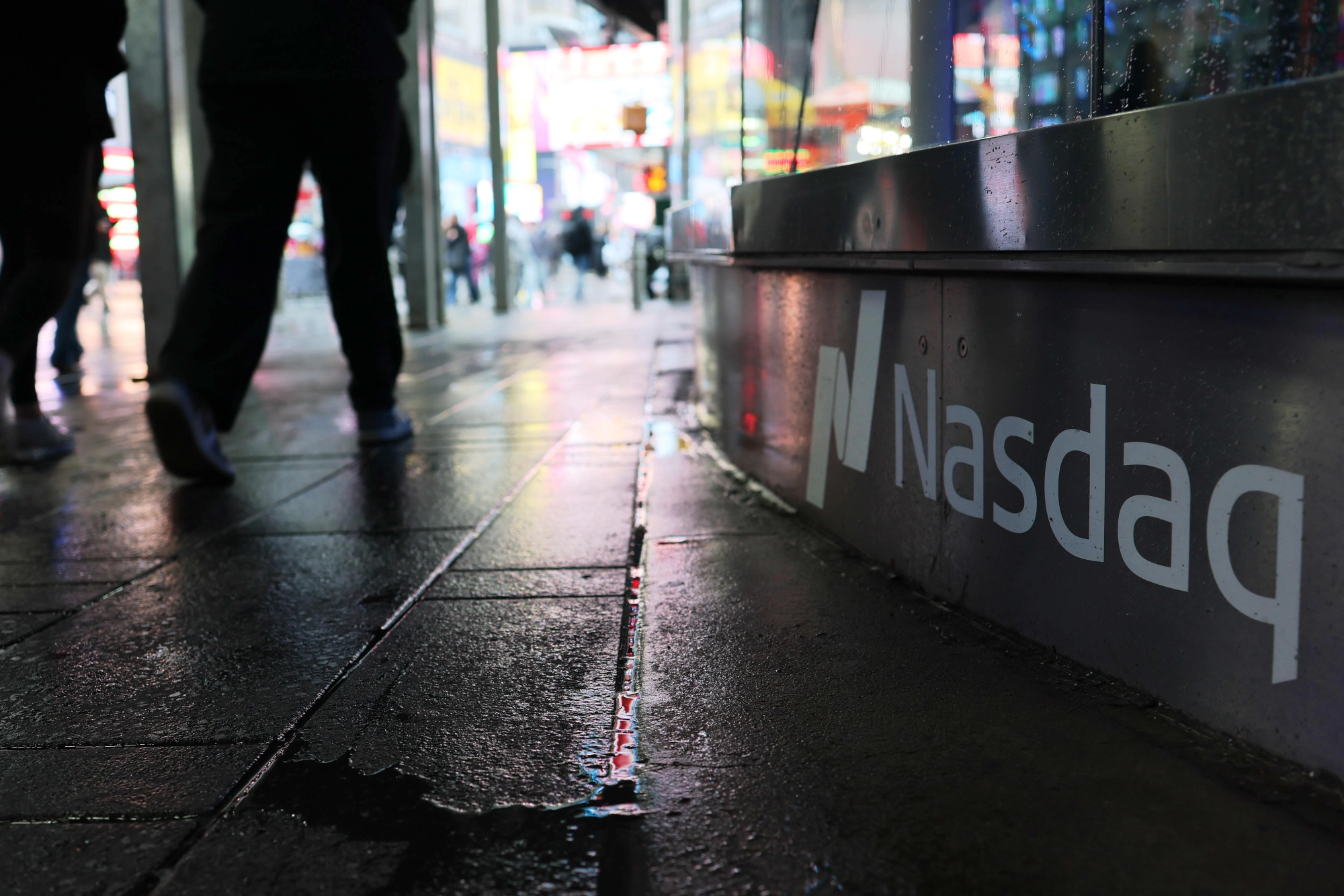 Verdence Capital Advisors CIO Warns of Market Trouble Ahead: Trade Deadline, Tariffs, and Overbought Conditions