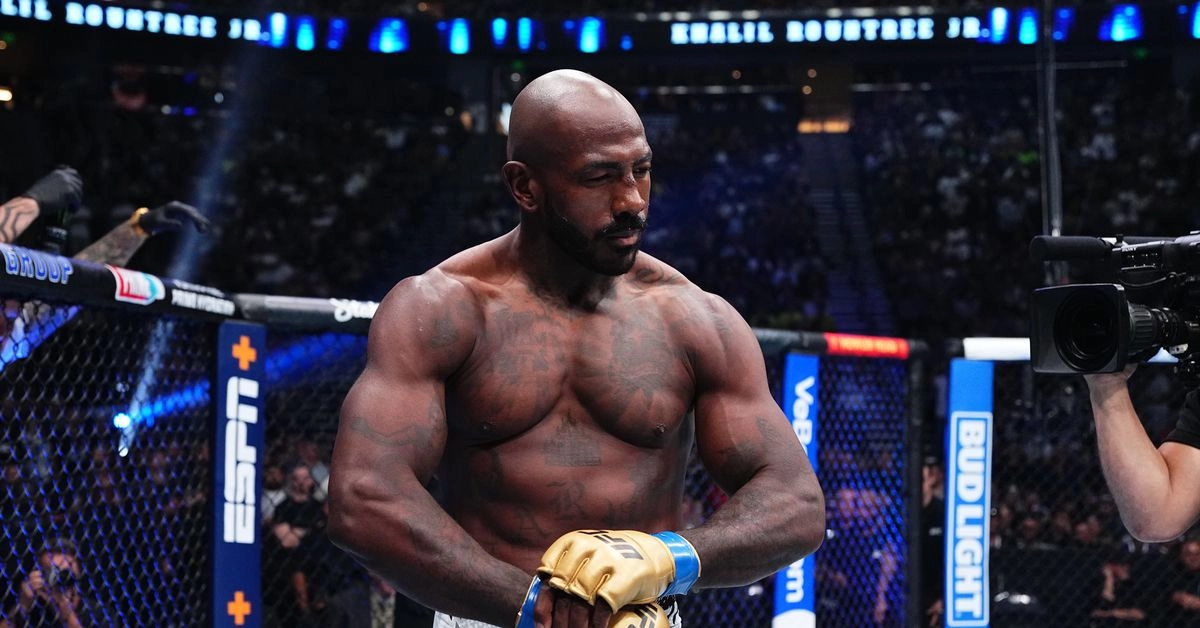 Khalil Rountree Reveals Surprising Reason for UFC's New Gloves Recall