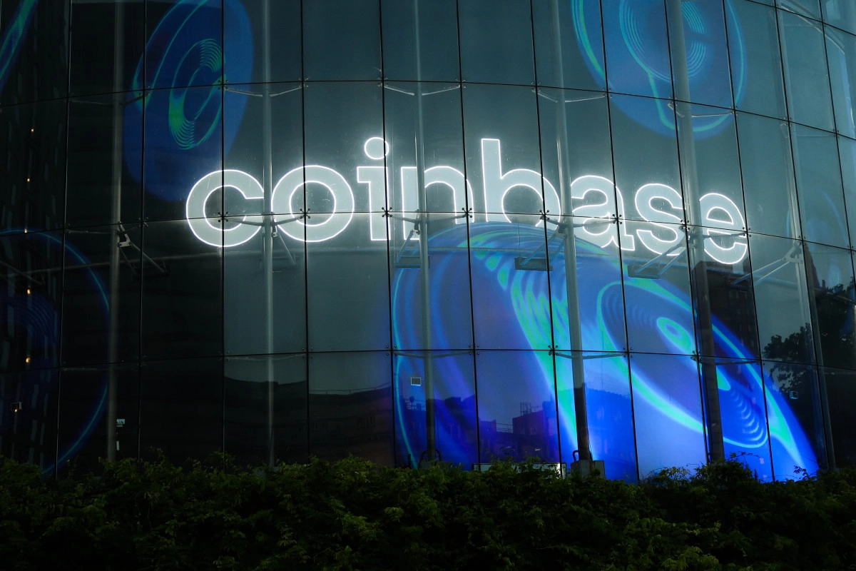 Coinbase Global (COIN) Soars 52% in 2022: Plans Everything Exchange Expansion