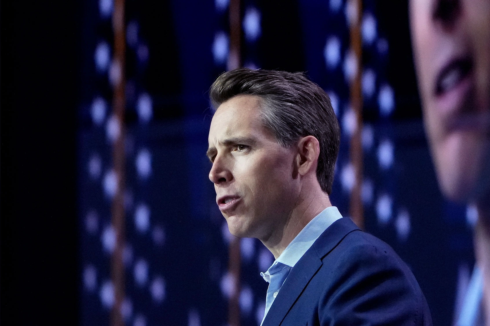 Sen. Josh Hawley Defends Bill to Outlaw Stock Trading by Lawmakers - Trump's Reaction Sparks Controversy