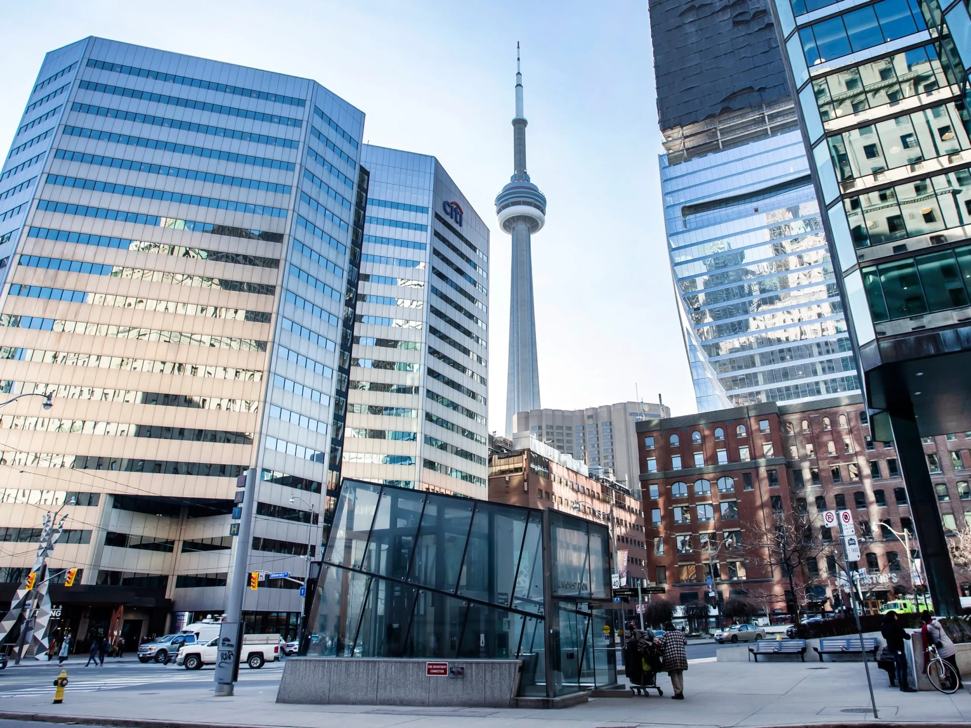 Teenage Girls Swarm and Murder Man in Toronto Parkette: Shocking Details Revealed
