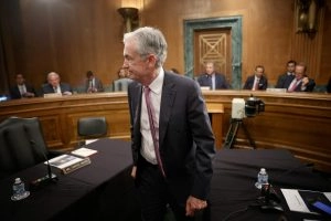 Debate on Federal Reserve Independence: Trump's Push for Lower Rates Sparks Controversy