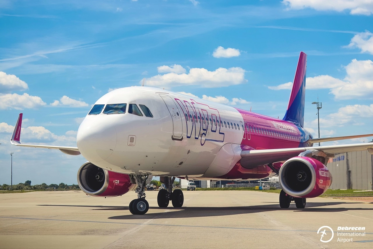 Legal Action Against European Airlines Over Hand Luggage Fees
