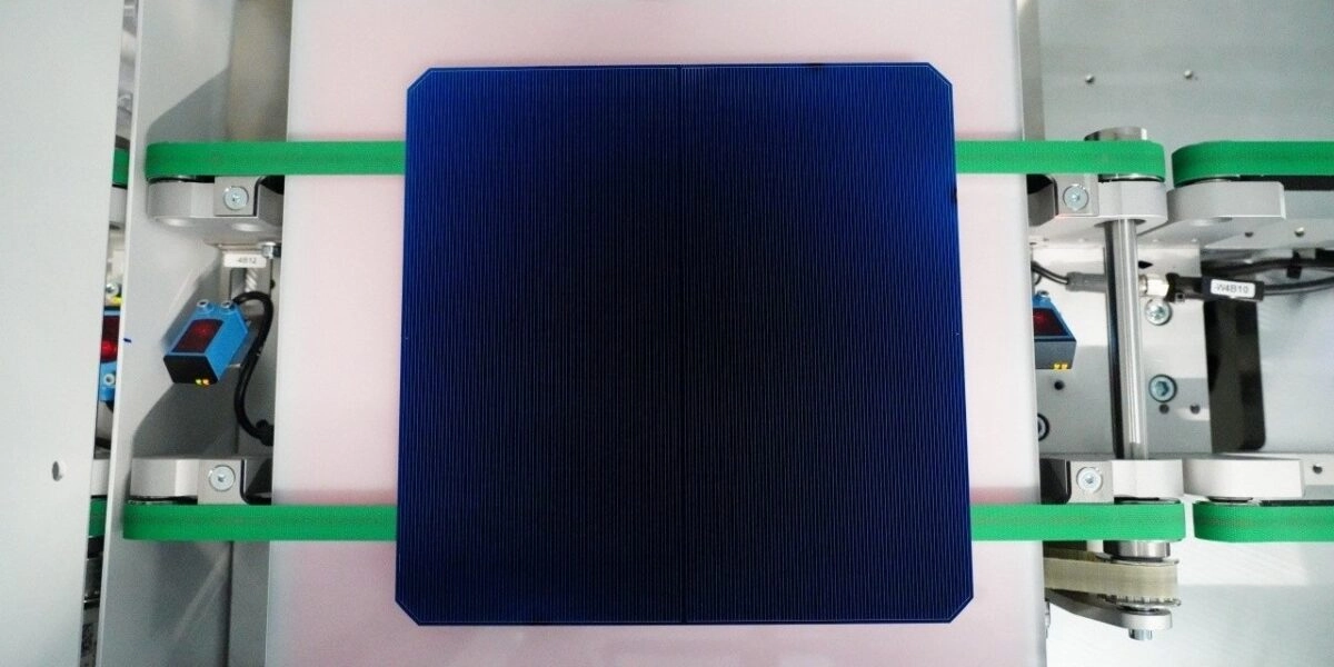 Unlocking the Impact of Hydrogen in Silicon Solar Cells: Recent Findings Revealed